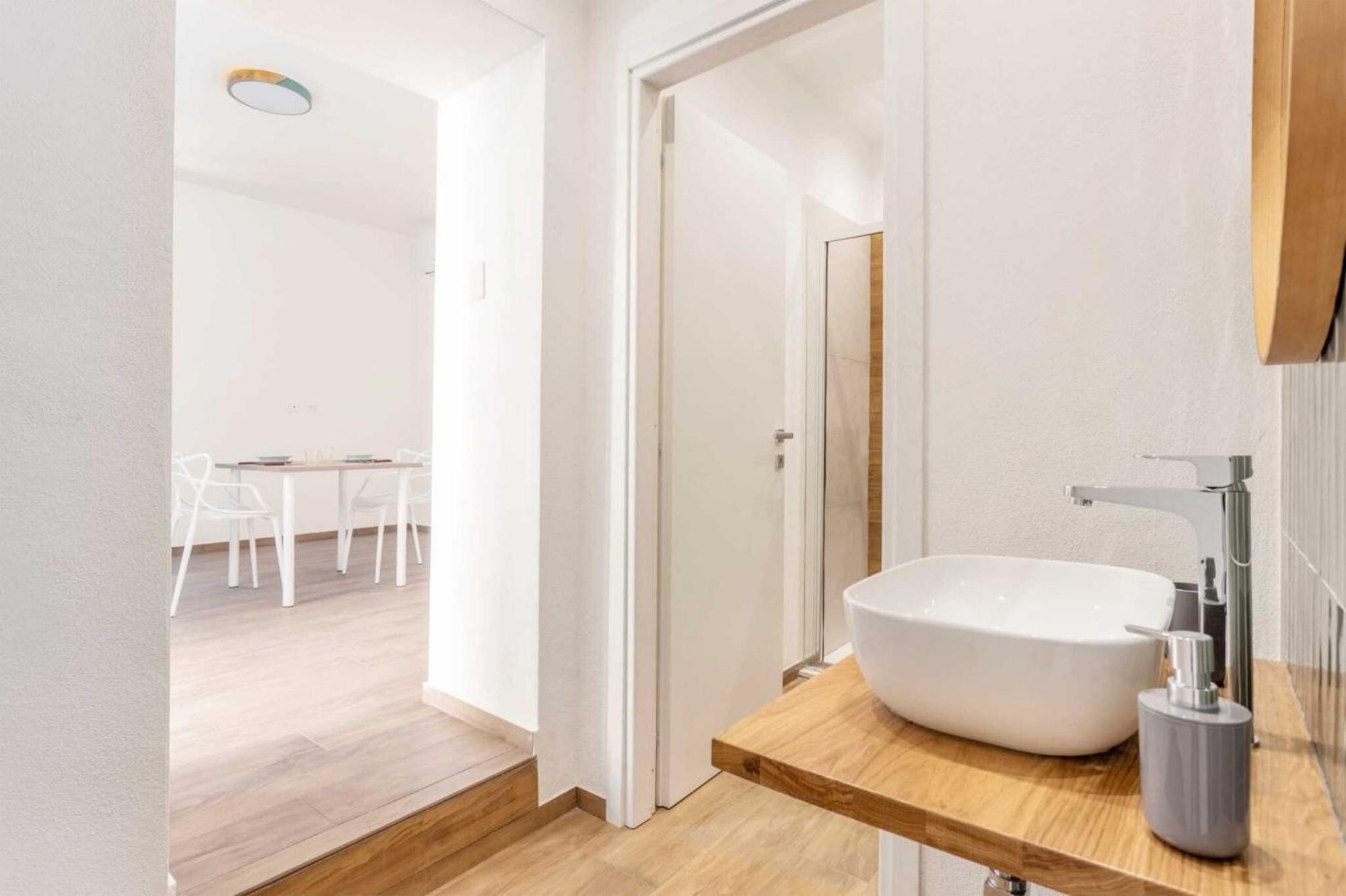 Casa vacanze Travel - Arenella Holidays *